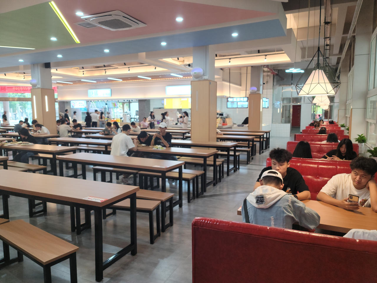 祝贺我公司新入驻重庆高校食堂